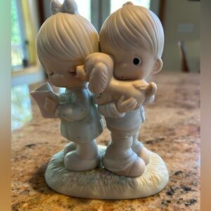 Precious Moments Retired Porcelain Figurine  "Puppy Love Is From Above". 1987